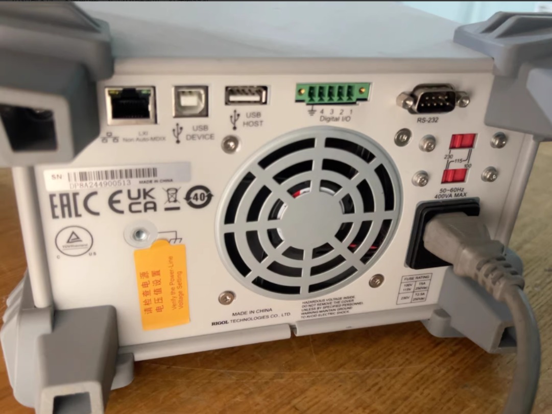 1pc Rigol DP831A トリプル出力プログラマブル - Linear Dc Power Supply Triple Output のレビューと価格